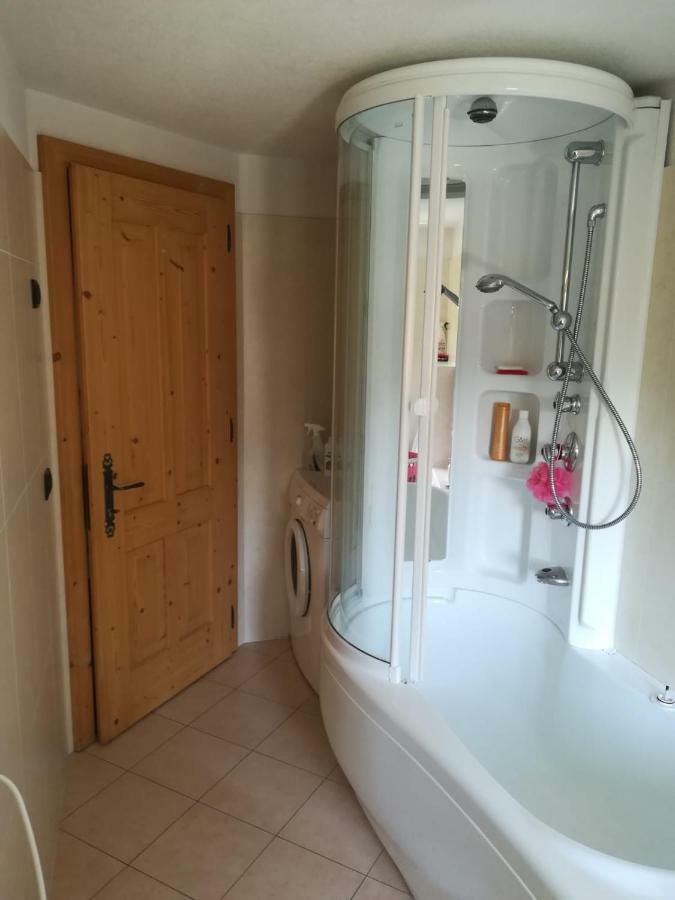 Capole -Ghiri Appartement Isolaccia Buitenkant foto